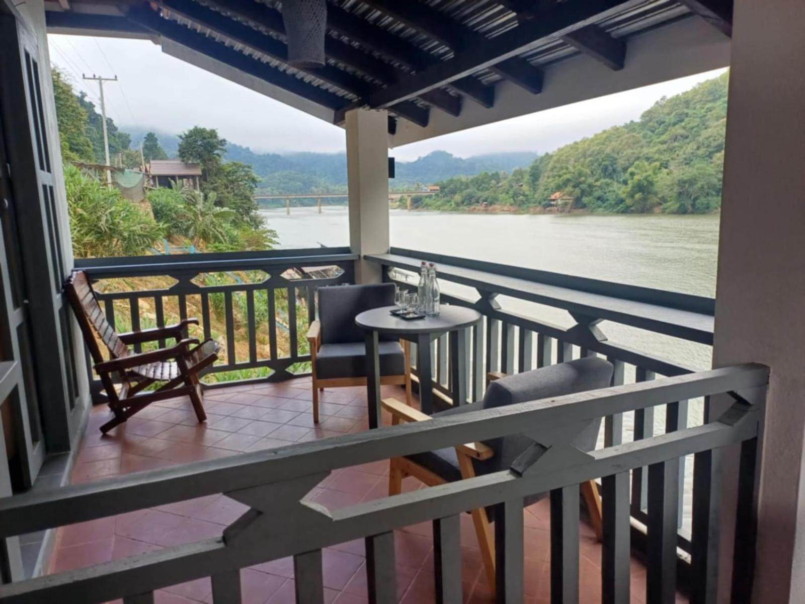 Dokchampa River View Villa Nongkhiaw エクステリア 写真