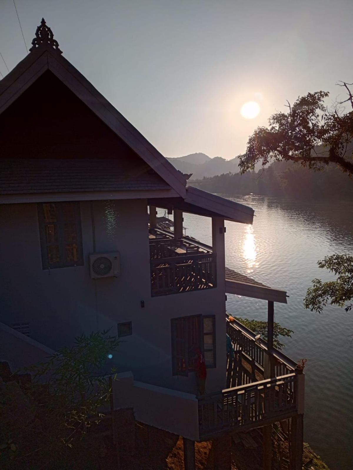 Dokchampa River View Villa Nongkhiaw エクステリア 写真