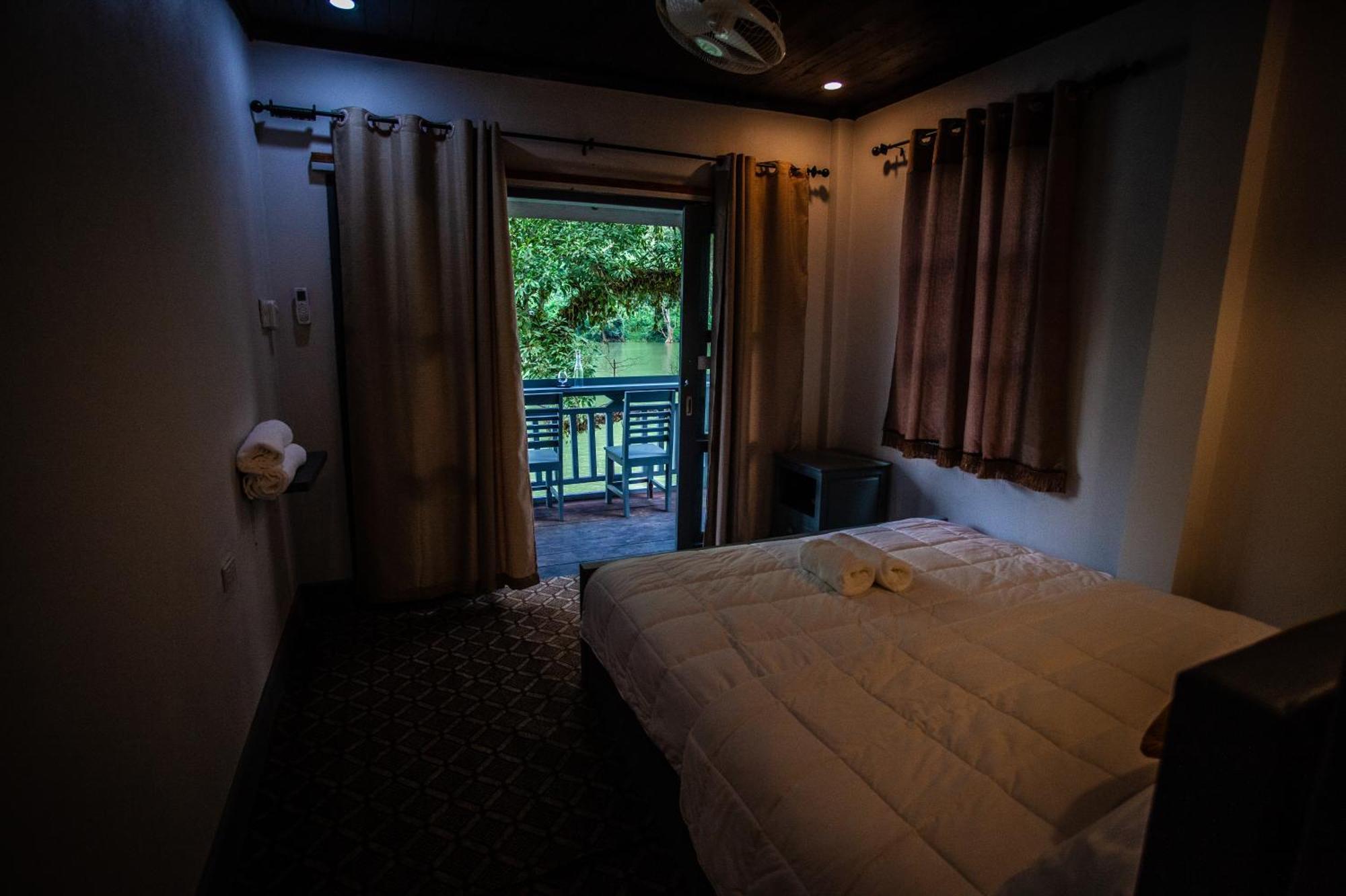 Dokchampa River View Villa Nongkhiaw エクステリア 写真